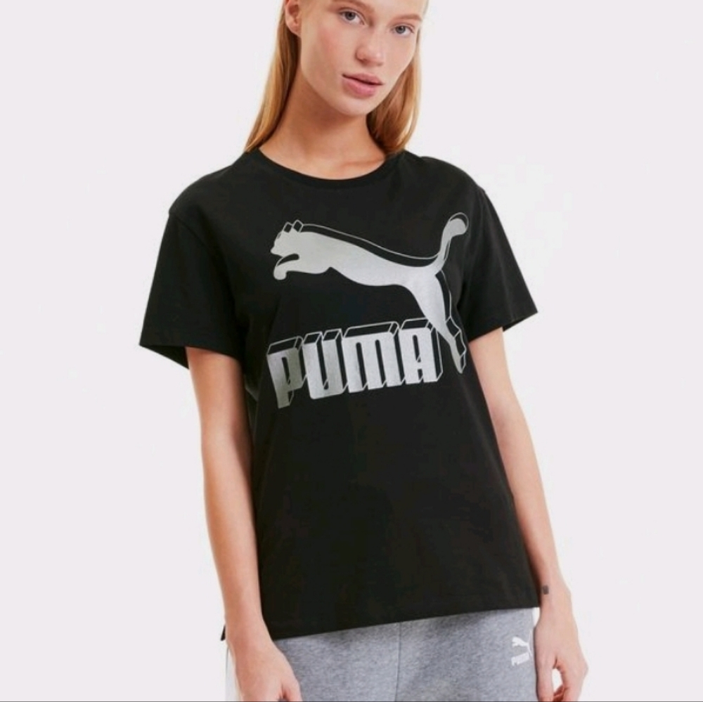 NWT PUMA CLASSIC LOGO TEE-MEDIUM